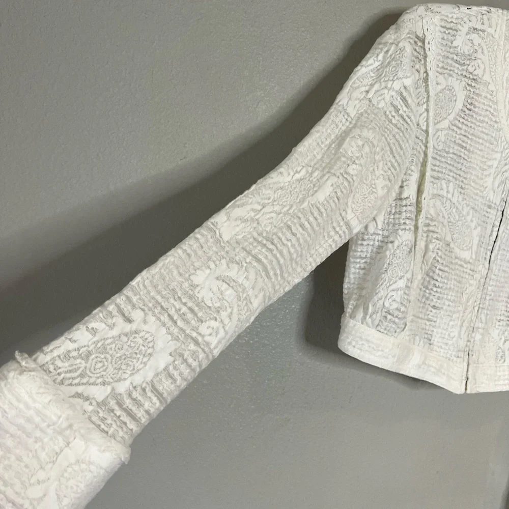 Free People White Lace Cropped Jacket Full Zipper Jacket Size Small - Picture 12 of 12